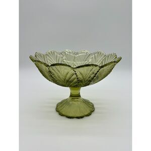 Vintage MId-century Modern Tulip Pedestal Bowl in Avocado Green